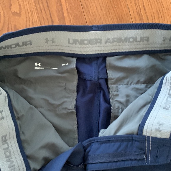 Under Armour men’s golf pants size 30/32 - Picture 2 of 4